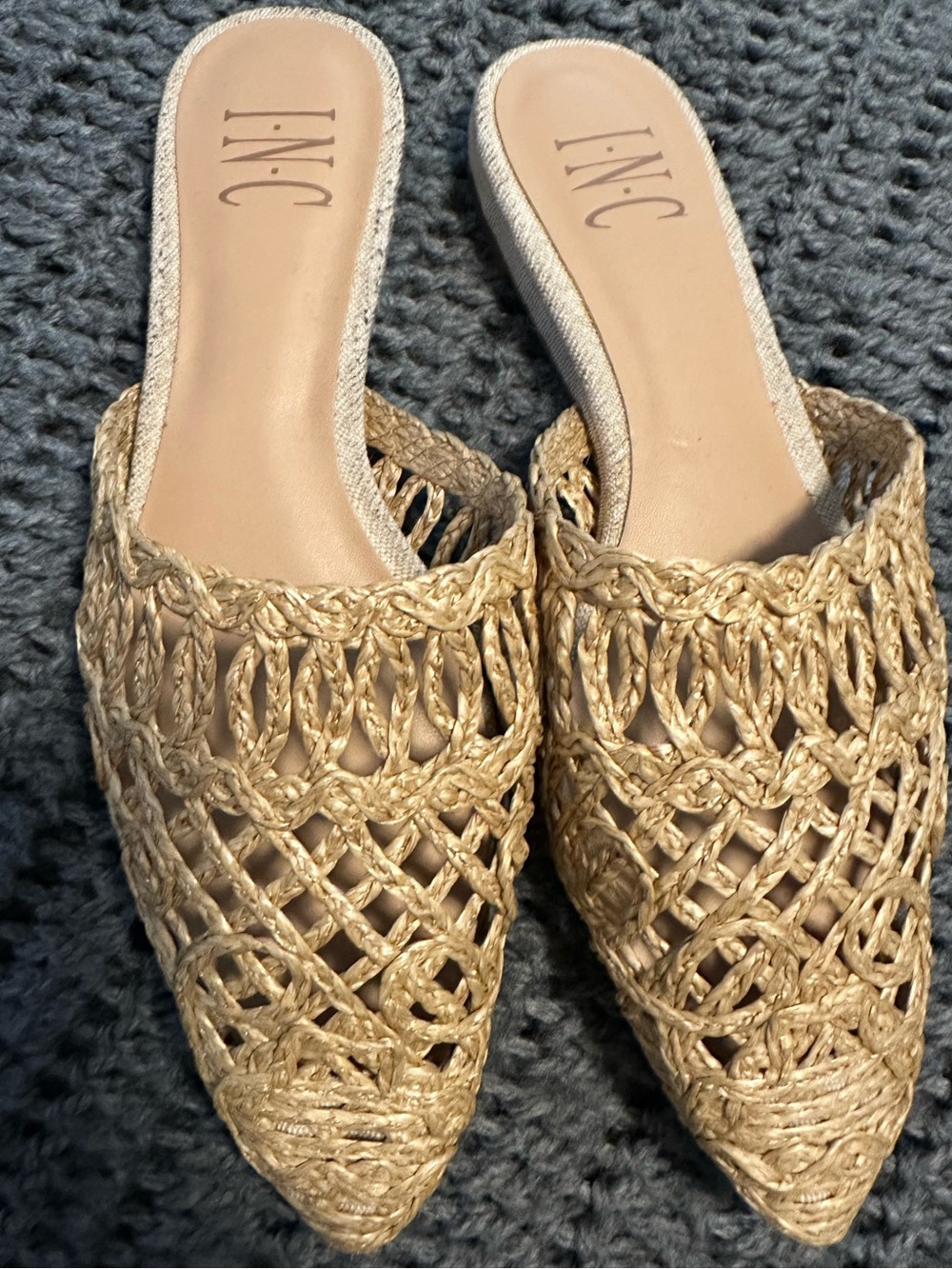 INC Macaria Women’s 5M Woven Raffia Pointed Toe Mule Slides Beige Boho